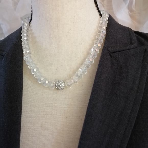 vintage sparkling Faceted ab rhinestone Beads silver tone necklace - Picture 2 of 5